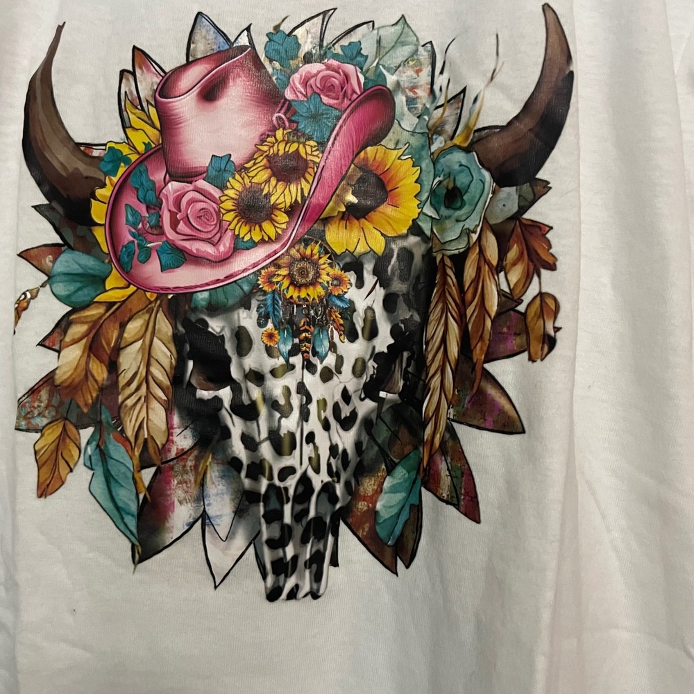 NEW Womens Graphic T Shirt Bull Skull Western Boho Flowers Cotton Small